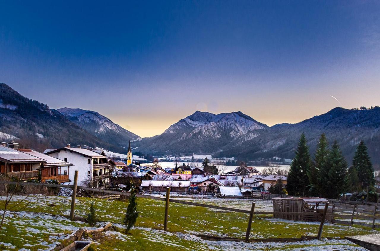 Ruhige Chalets Mit Seeblick In Zentraler Lage Schliersee Bagian luar foto